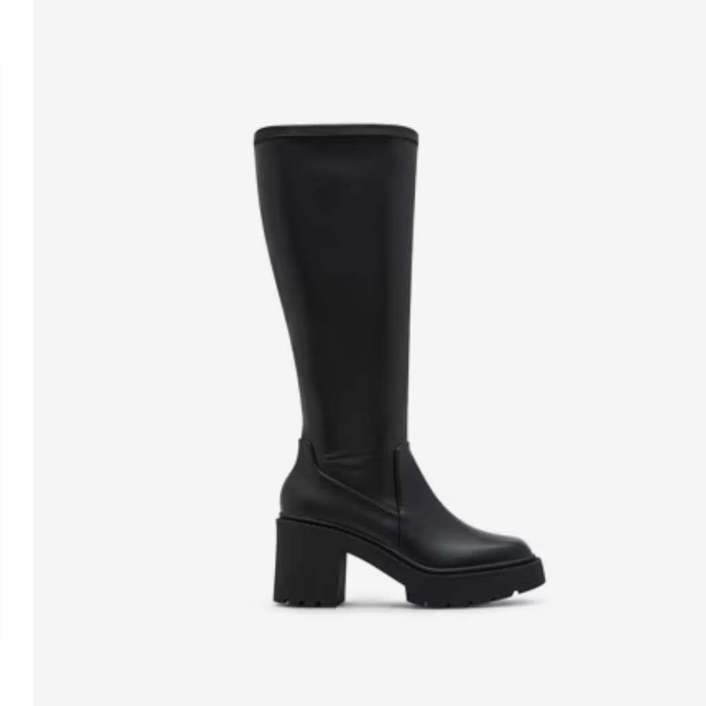 Black boots